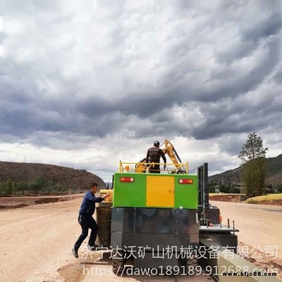 西藏路缘石滑模成型机全自动自动找平路沿石滑模机成型效果好质量保证