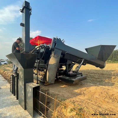 润达履带式路沿石成型机 马路牙子路肩滑模成型机 高速公路拦水带滑模机