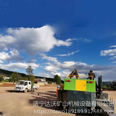 全自动路缘石滑模成型机混凝土现浇路沿石成型机厂家直销