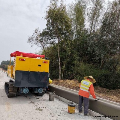 润达自动化路沿石生产设备 水泥砼路肩滑模机 公路路肩一次成型机