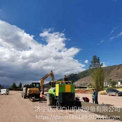 公路两侧路缘石滑模机全自动路沿石一次成型机路边石滑模成型机价格