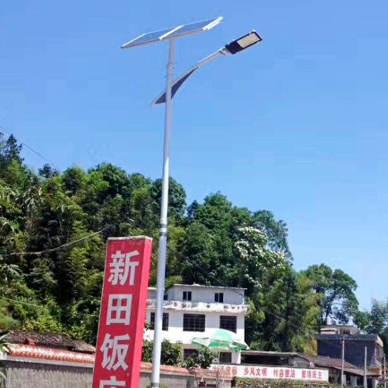 廊坊6米太阳能路灯50w 10米路灯杆广场led灯	经销商进货