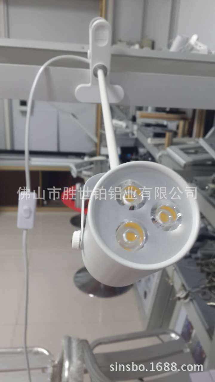 标准展位专用LED长杆夹式射灯可10个串联，作品展背景墙3w射灯示例图4