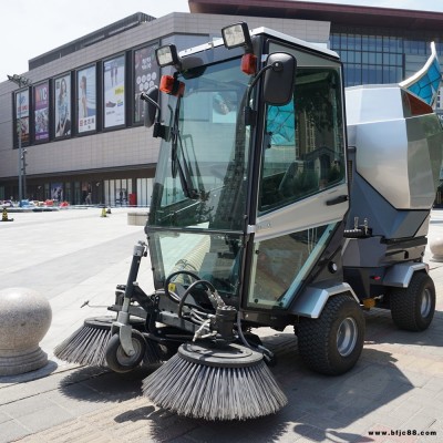 FH-2519新型环保扫地机 小型环保电动垃圾树叶清扫车 全封闭式驾驶清扫机 电动清扫车 物业扫地机