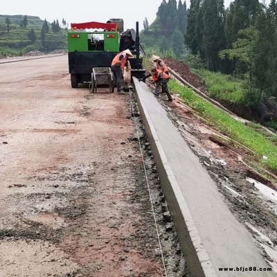 路缘石滑膜成型机 沥青混凝土滑模成型机 路面滑膜成型机  润沃G-r2厂家供应 价格优