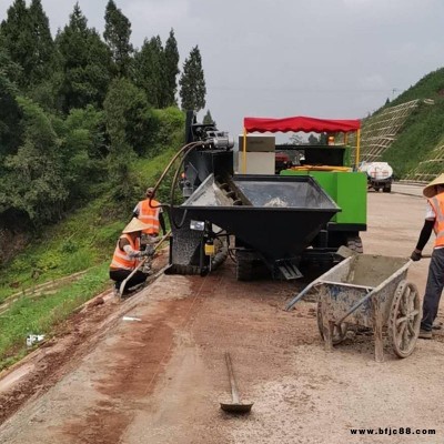 路缘石滑膜成型机 混凝土滑膜成型机 路面滑膜成型机  润沃G-r1厂家供应 价格优