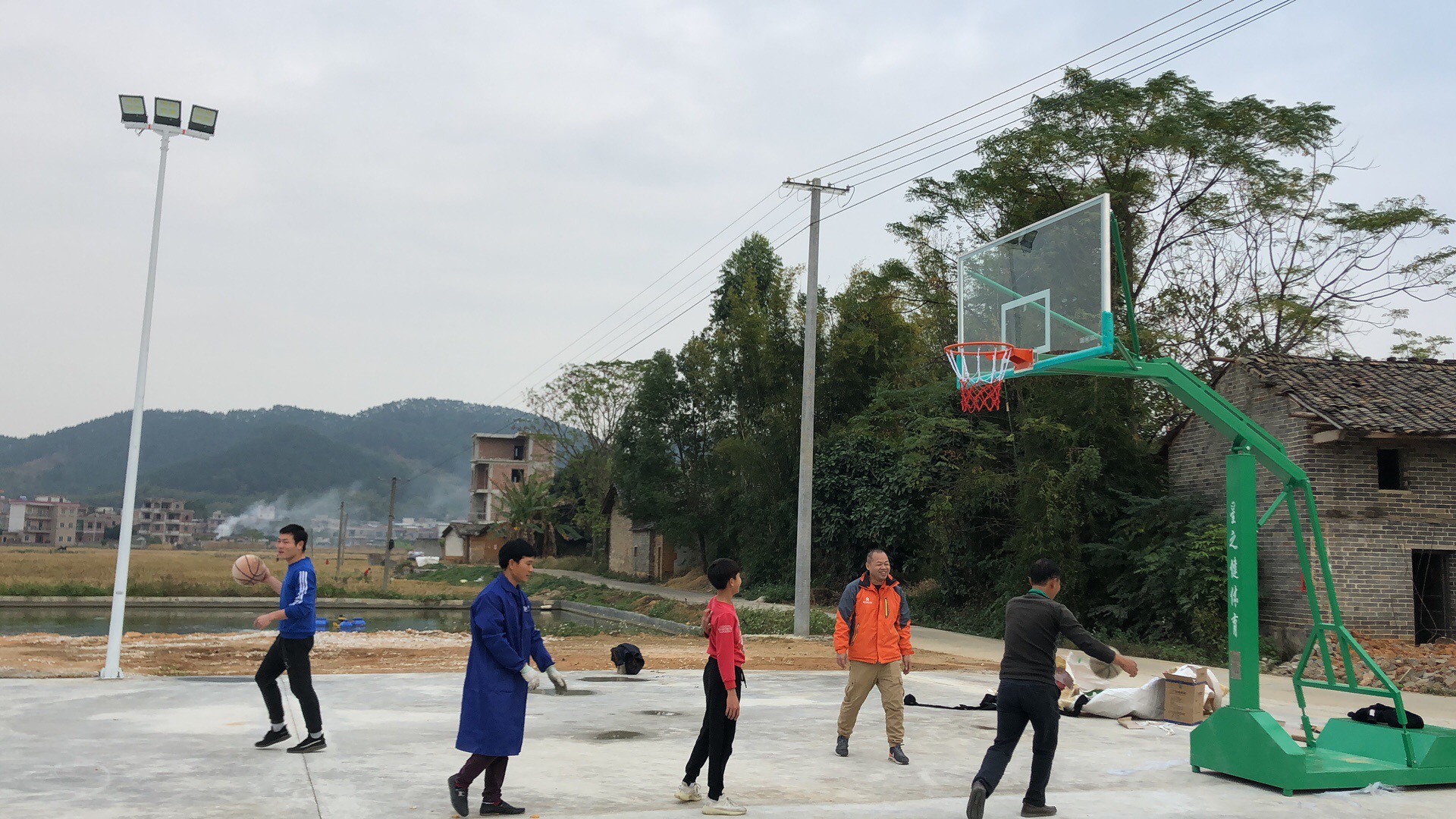 广西南宁市马山 30瓦路灯杆 景观灯 称心的