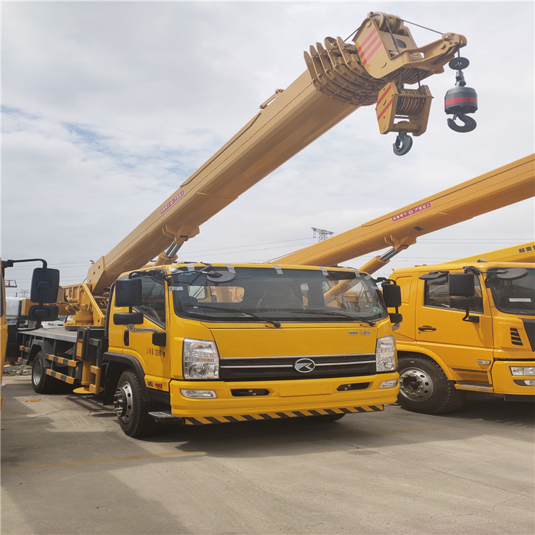 现货供应建筑用吊车  凯马12吨随车起重机