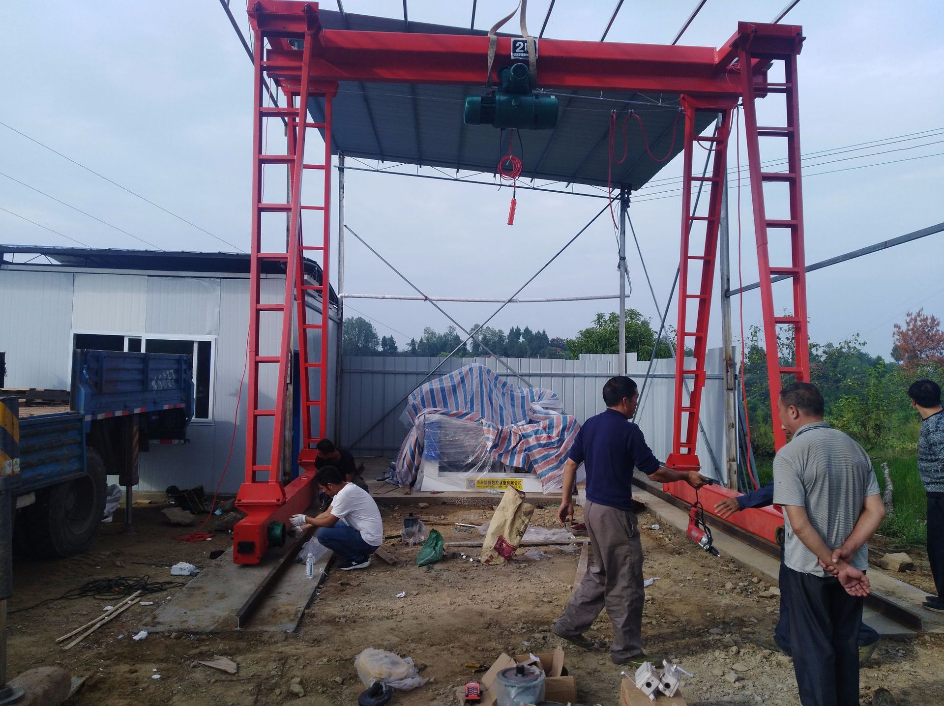 厂家常年生产小型龙门吊 室外用龙门吊 耐腐蚀 不掉漆 龙门起重机示例图11