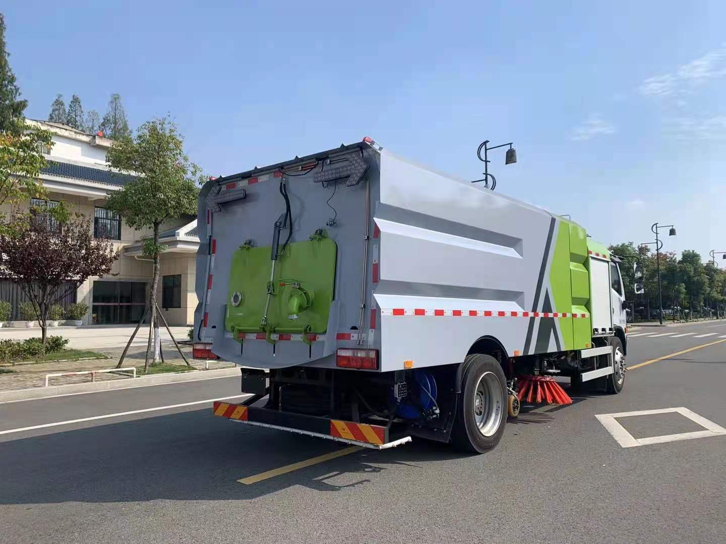 东风电动清扫车-蚌埠市东风电动清扫车生产厂家