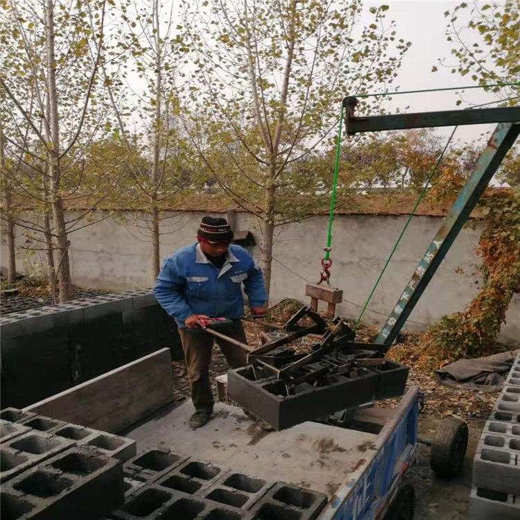 东诚抓砖机器 码砖装车机器 可生产加工定制