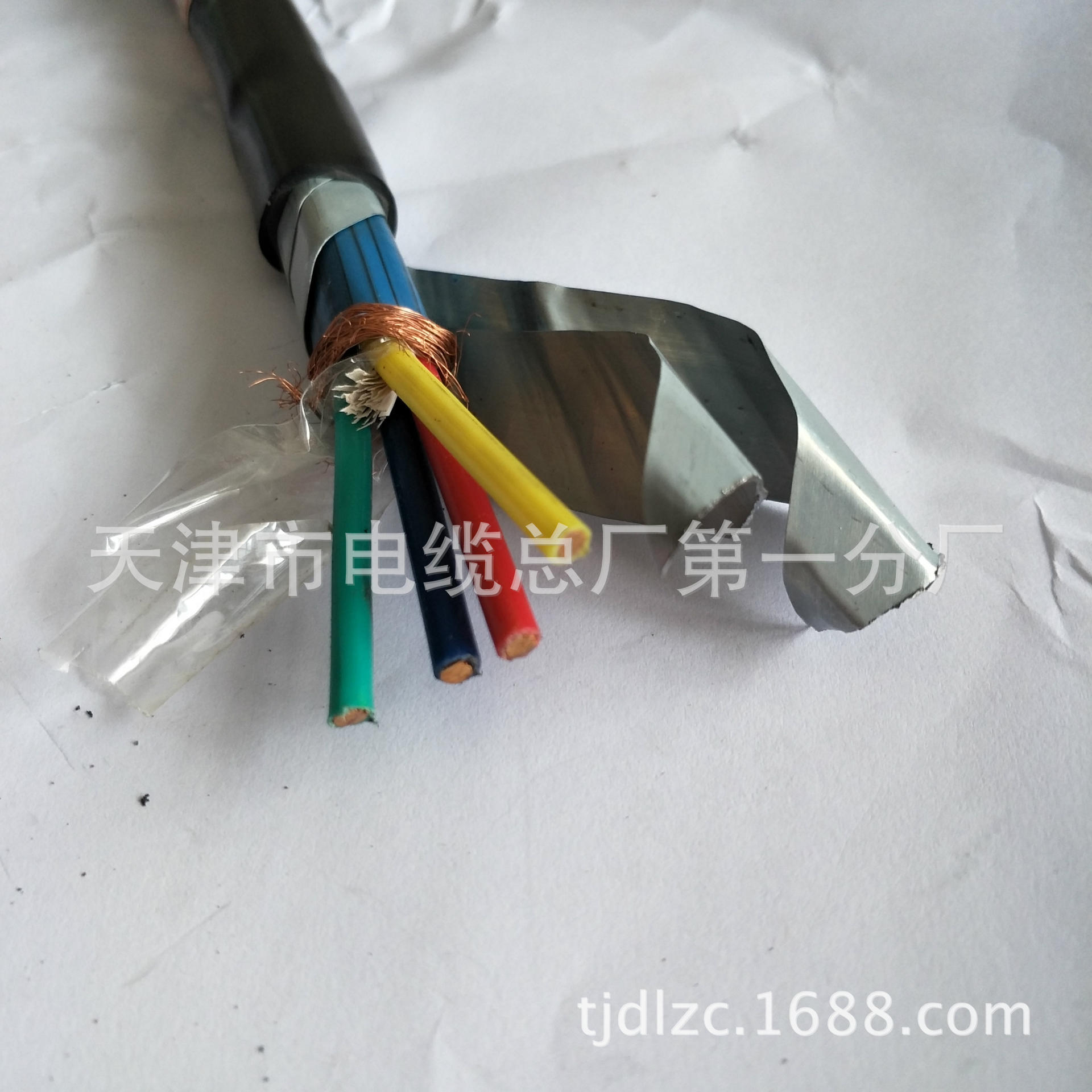 ZR VV22 3*6+1*4 0.6/1kv铜芯阻燃黑色电力电缆 双层钢带铠装示例图4